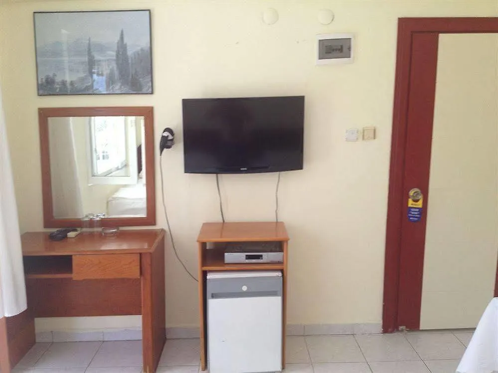 Simsek Hotel Antalya 3*,