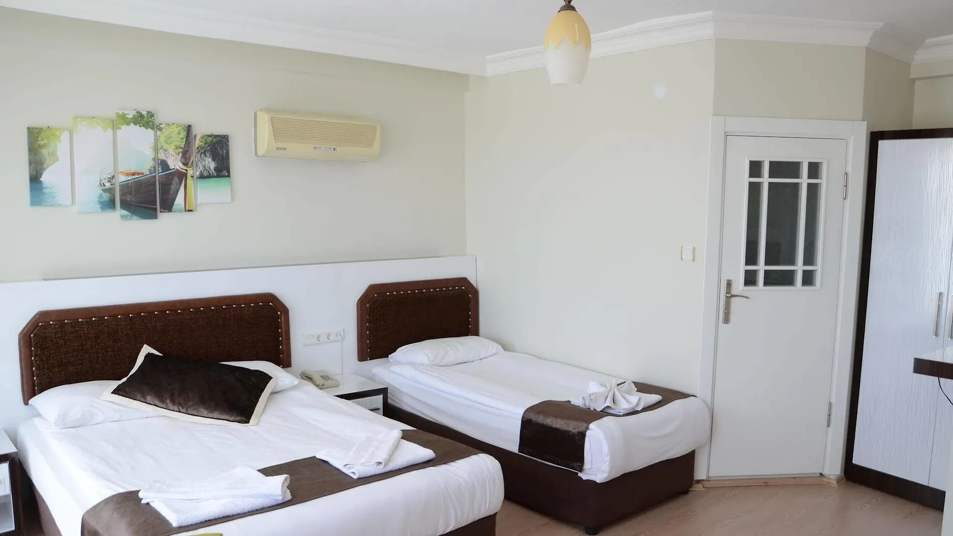 Simsek Hotel Antalya